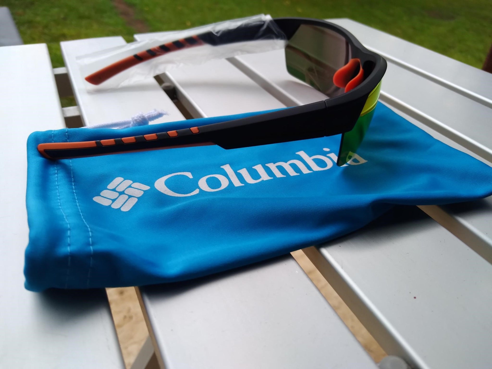 Columbia Men's Peak Racer Rectangular Sunglasses – Belize Outfitters &  Rentals, Ltd.